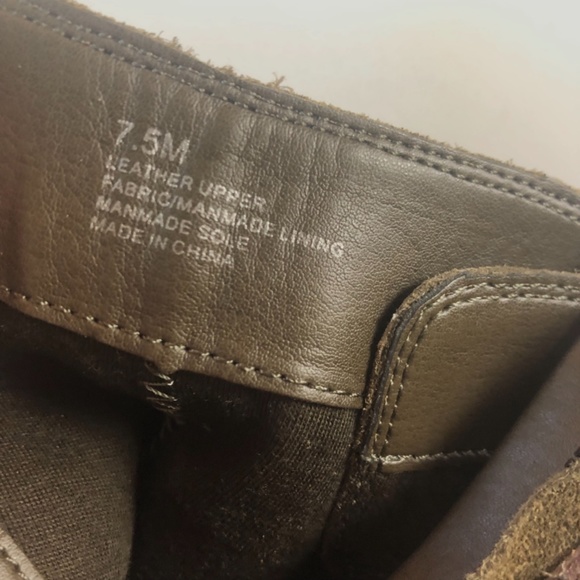 NEW! Gianni Binni khaki suede bootie - Picture 7 of 9